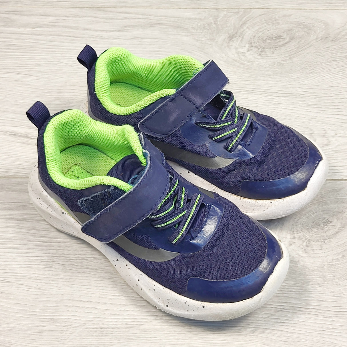 LESB1 - Athletic Works navy running shoes. Size 9
