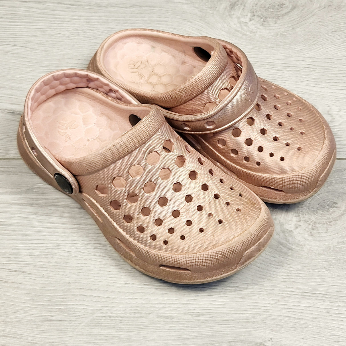 LESB1 - Joybees rose gold rubber shoes. Size 10/11