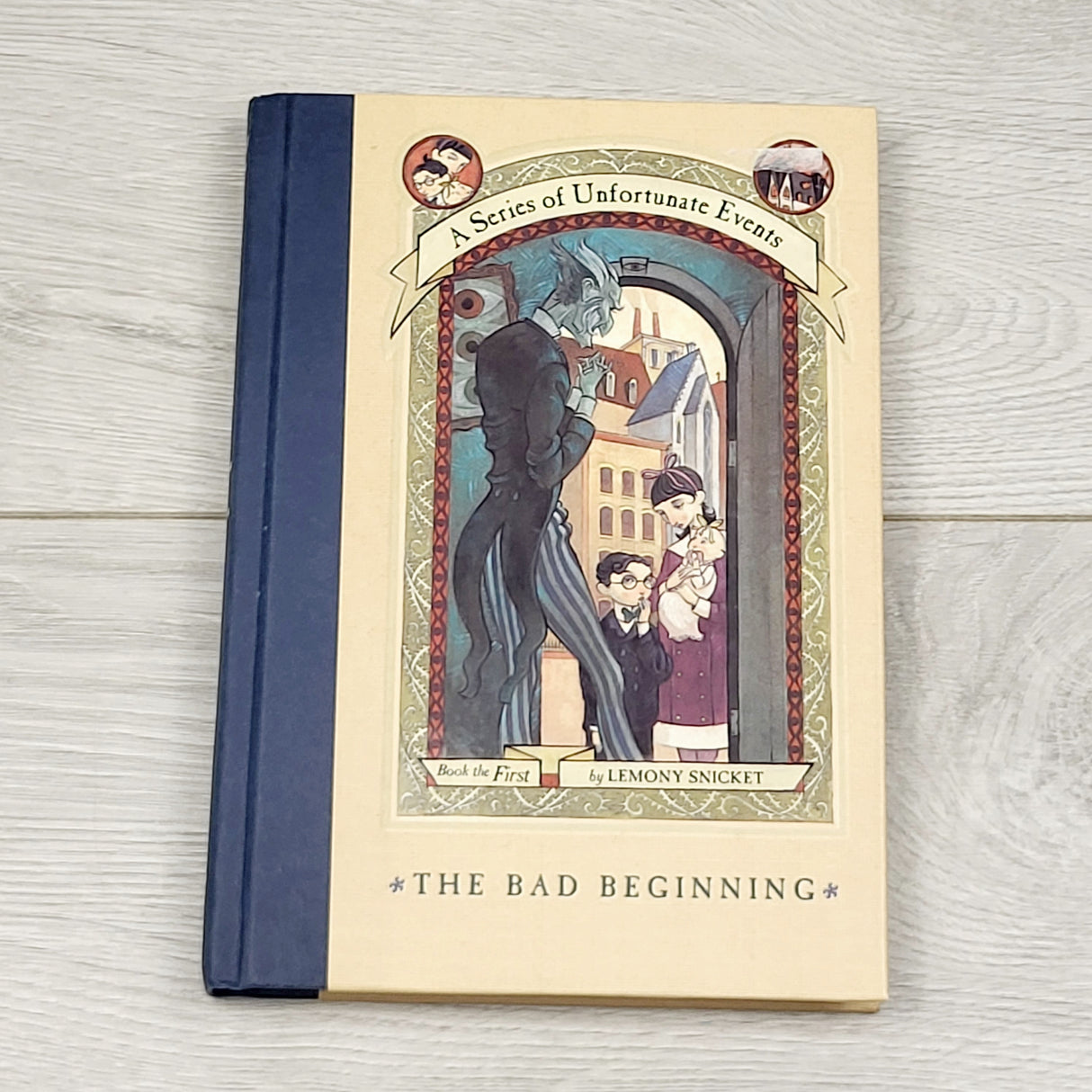 COHI3 - The Bad Beginning. Hardcover Series of Unfortunate Events chapter book