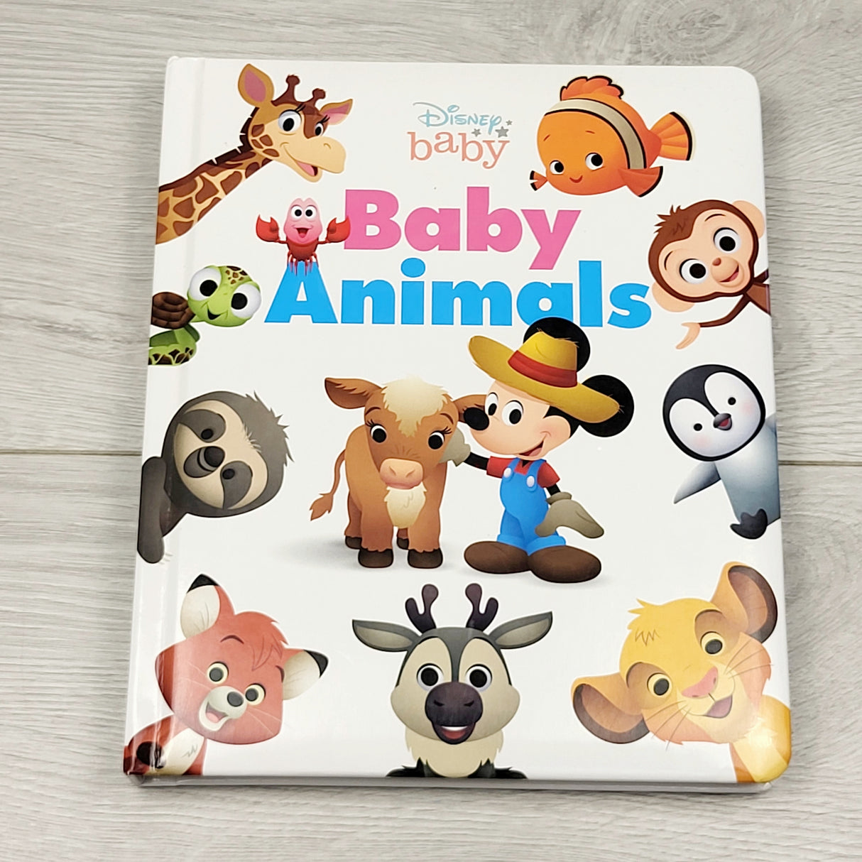 COHI3- Disney Baby Animals. Board book