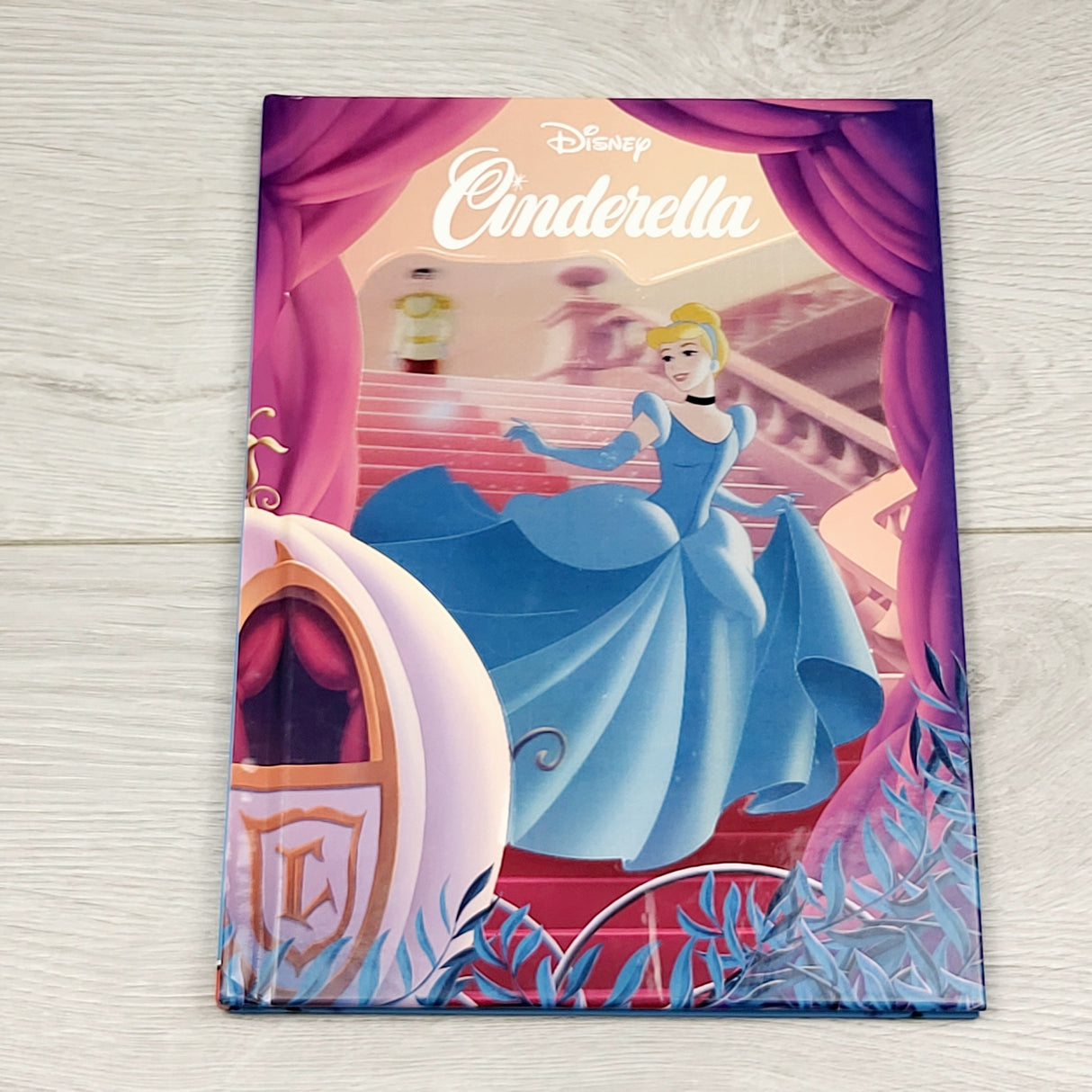 COHI3 - Cinderella. Hardcover book