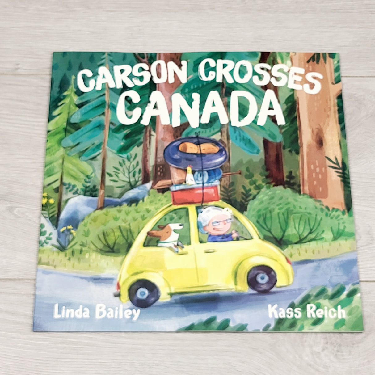 COHI3 - Carson Crosses Canada. Soft cover book 🍁