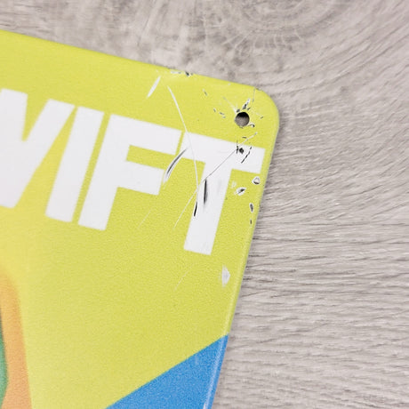 ZPXT2 - Taylor Swift tin wall hanging