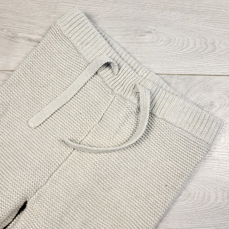 GEND1 - Jamie Kay grey sweater pants. Size 3T