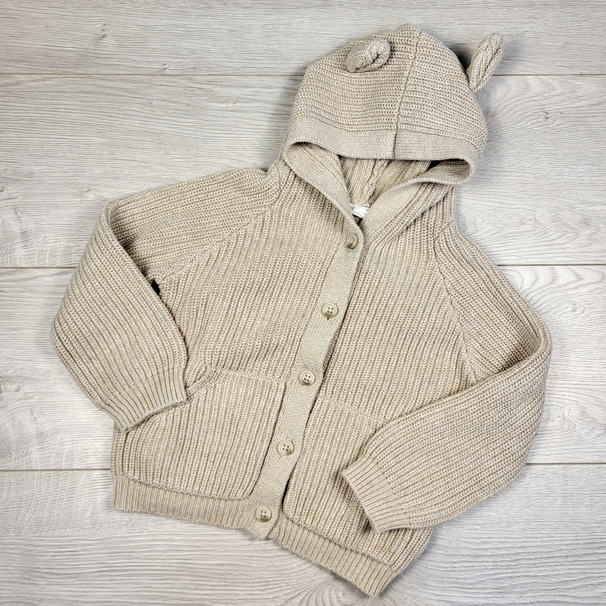 GEND1 - Jamie Kay oatmeal bear knit hooded cardigan sweater. Size 3T