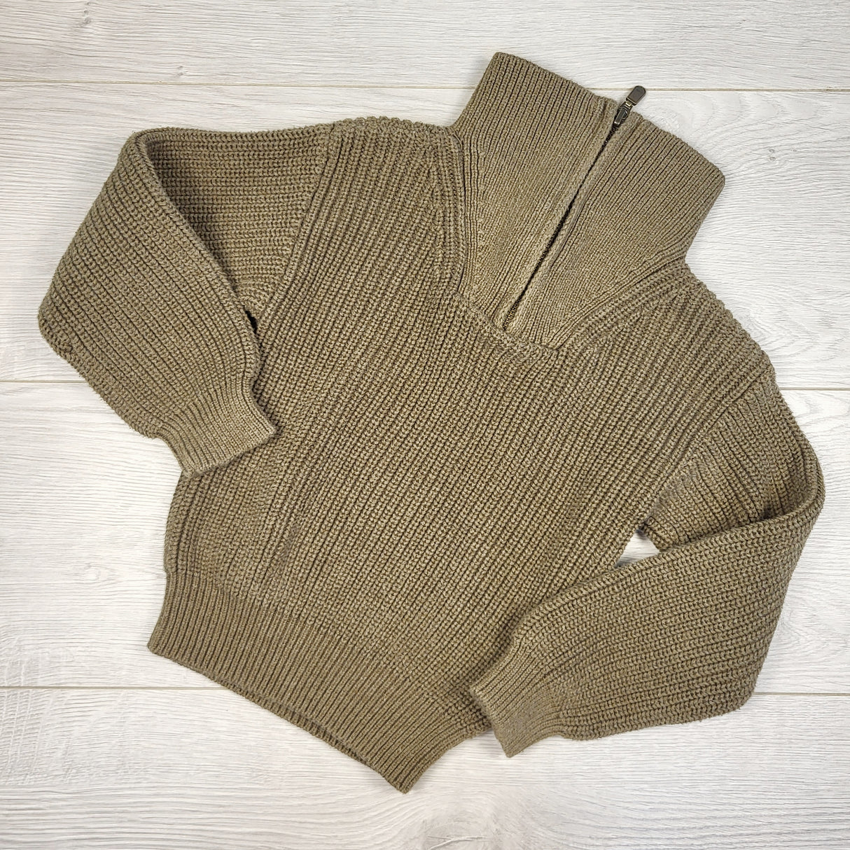 GEND1 - Jamie Kay green "Pine" pullover cotton sweater. Size 3T