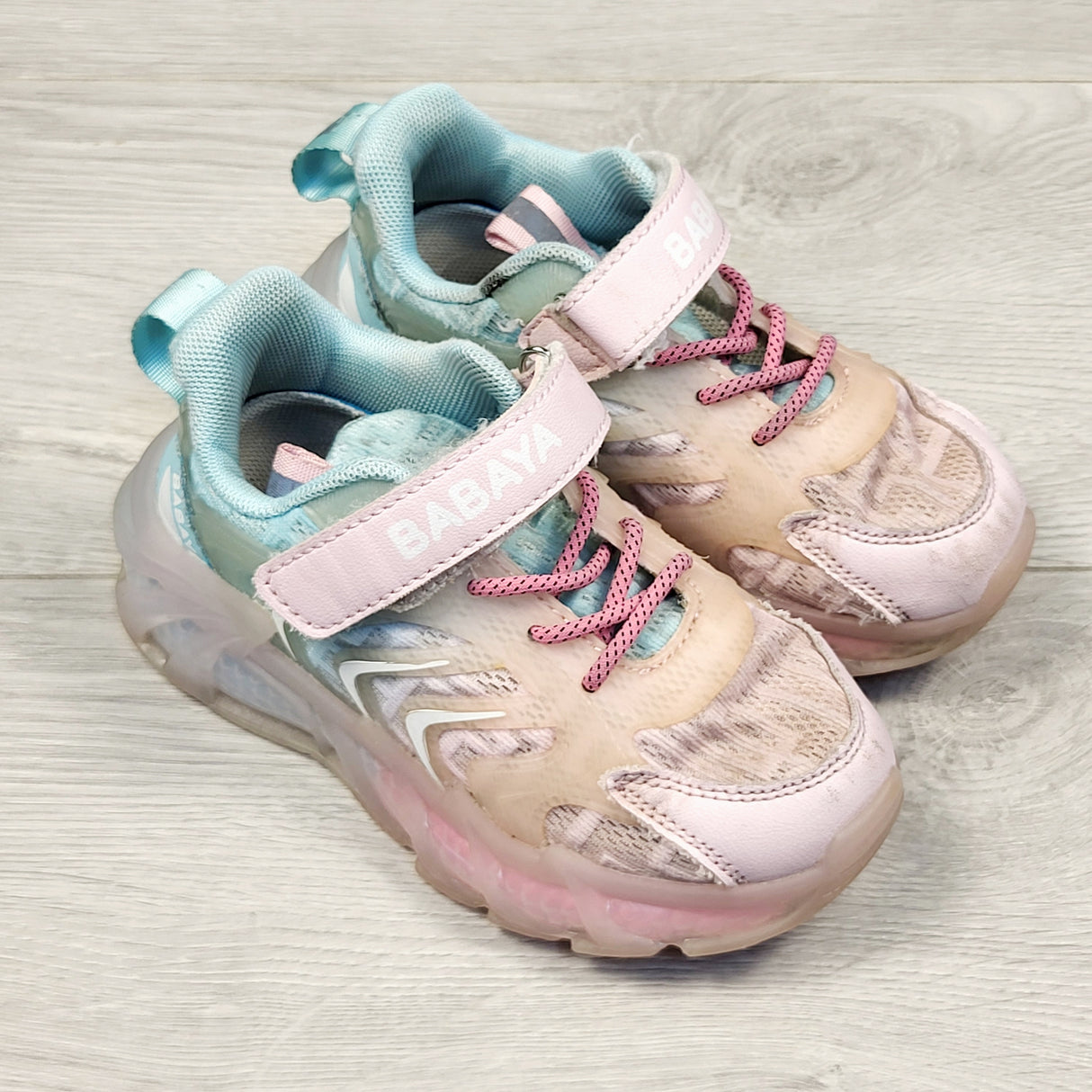 TBRG1 - Babaya pastel running shoes. Size 11