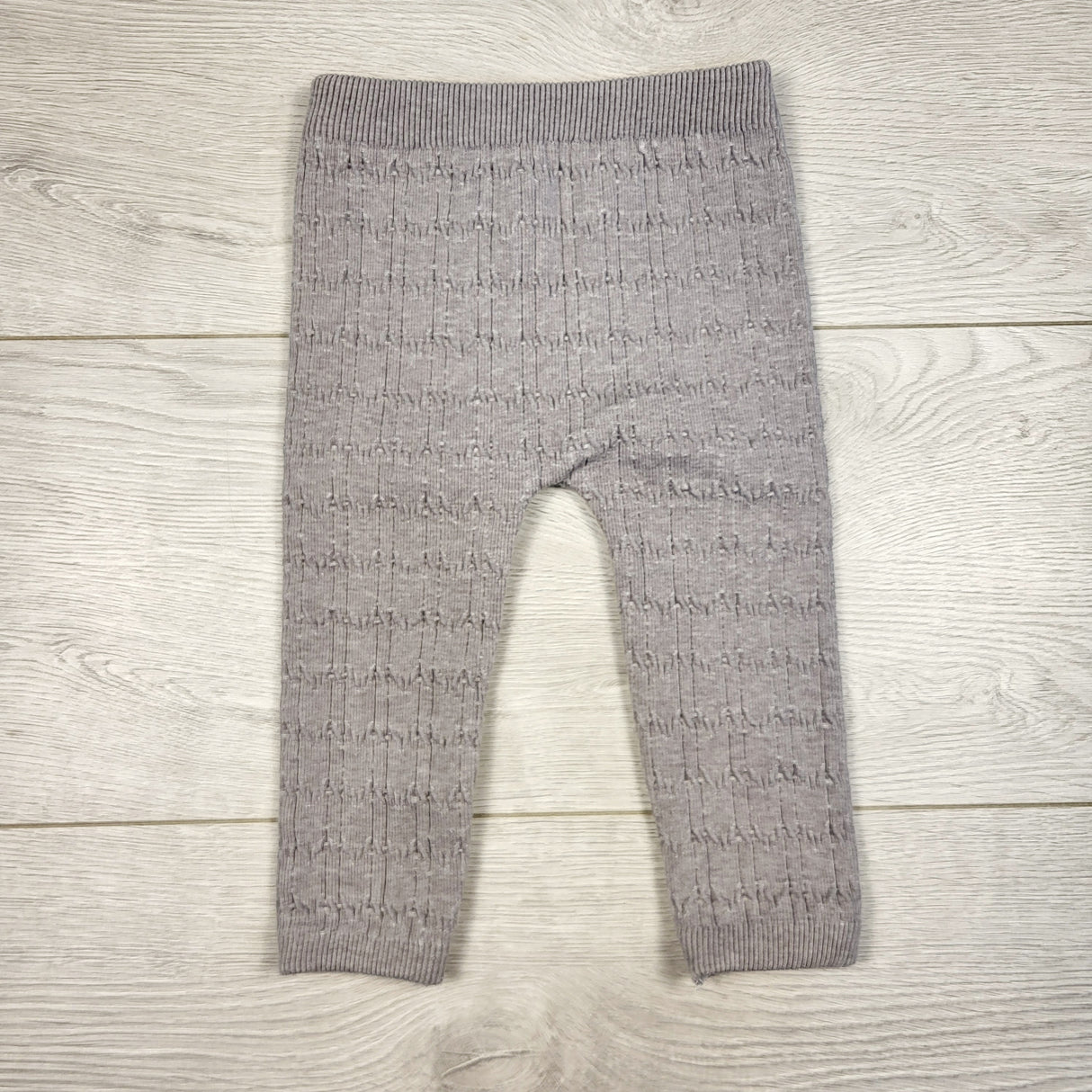 BBIN1 - George grey knit leggings. Size 3-6 months