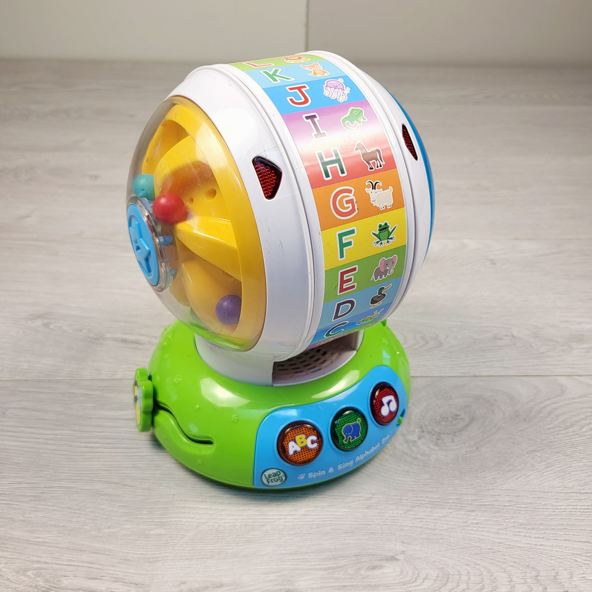 BBIN11 - Leapfrog Spin and Sing Alphabet Zoo toy
