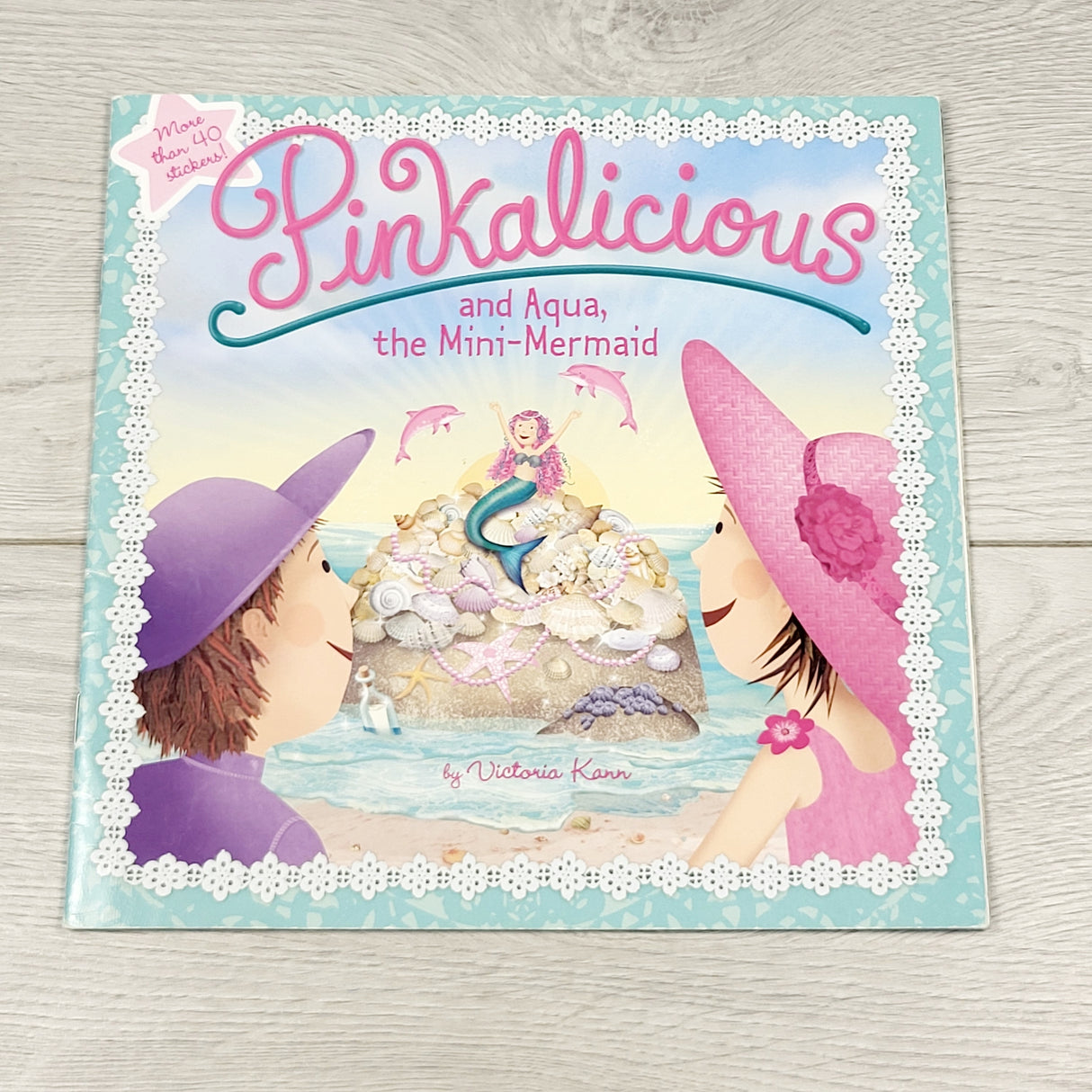 TBRG2 - Pinkalicious and Aqua the Mini Mermaid. Soft cover book