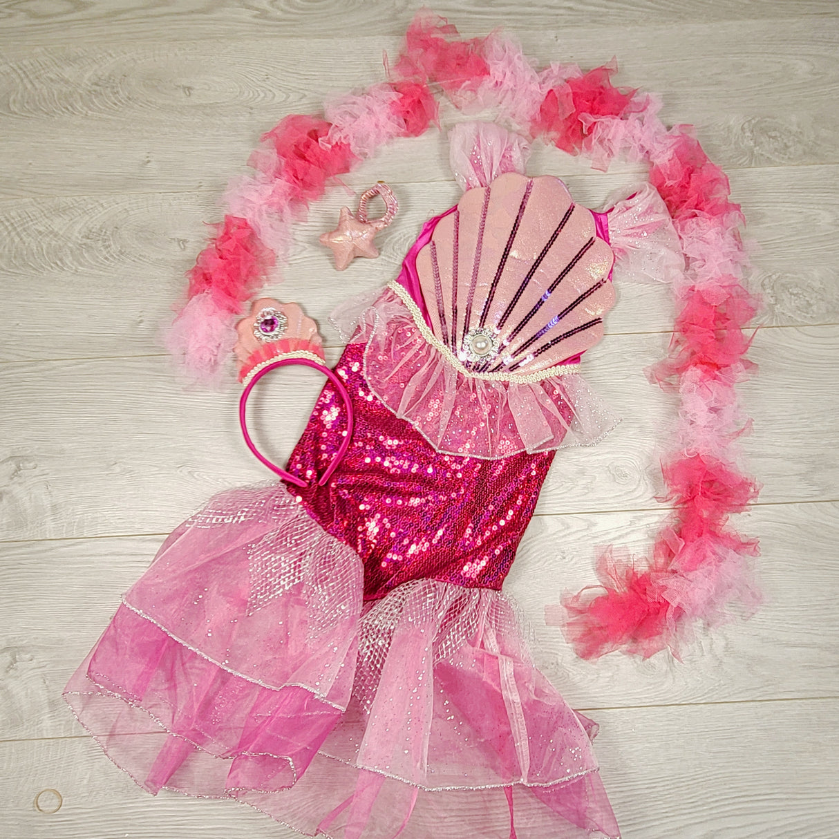MLM3 - Pink mermaid costume. Size 4T