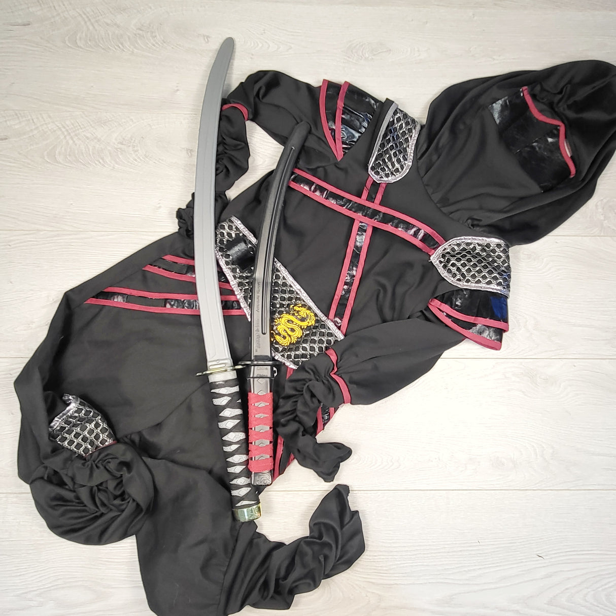 PS3 - Ninja costume. Size 7/8. LOCAL pick up or delivery only