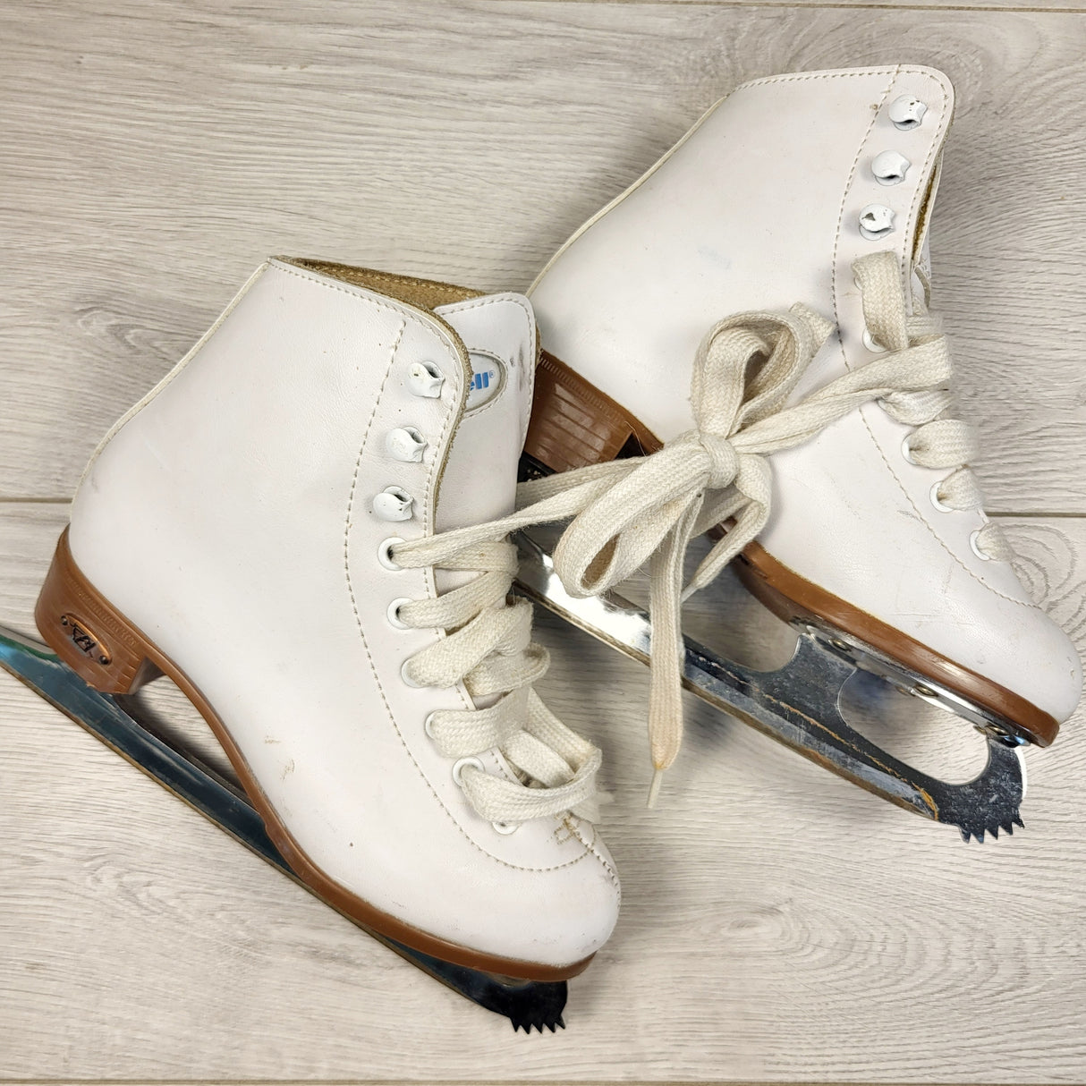 TBRG3 - Riedell figure skates. Size 13. Retail for $500 new