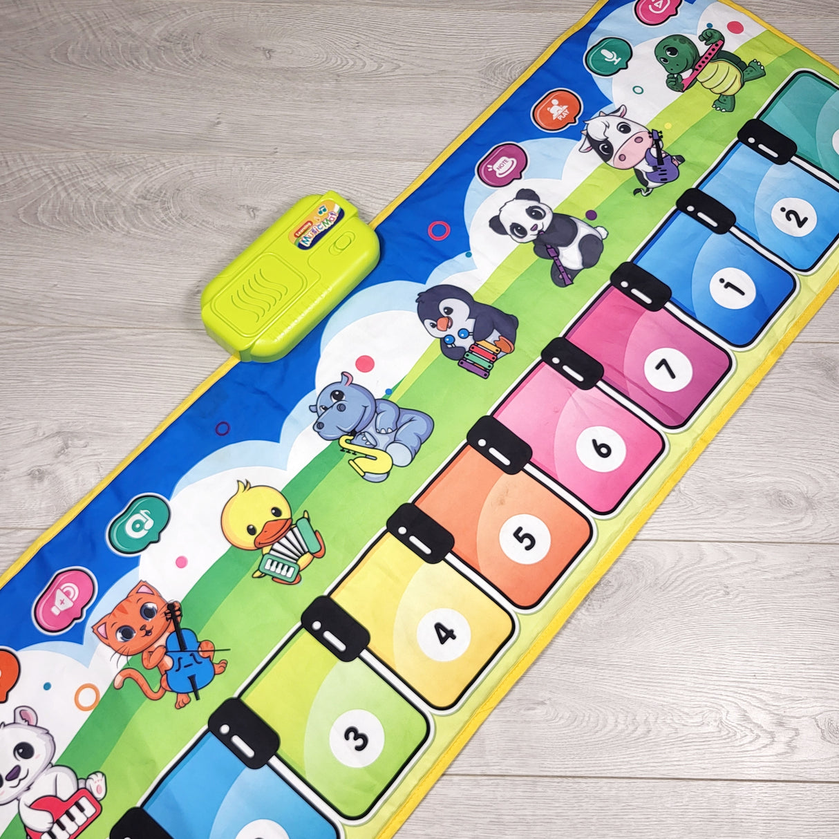 ESZ3 - Musical piano mat.