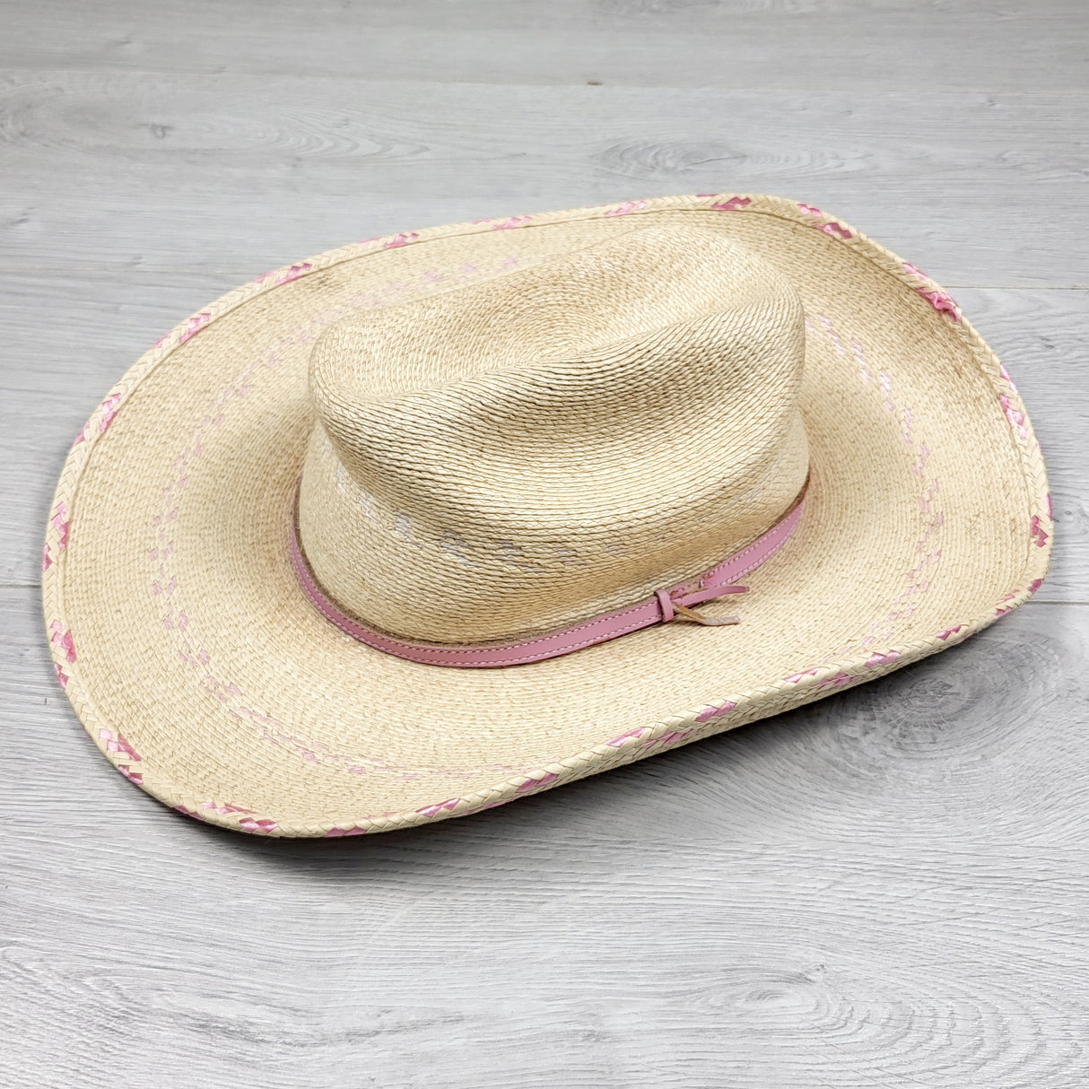 ESZ3 - Atwood straw hat. Size XS