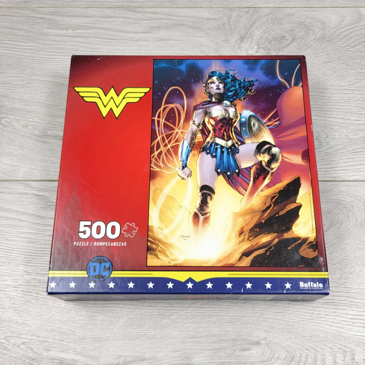 ESZ3 - NEW - Buffalo Games Wonder Woman 500pc jigsaw puzzle