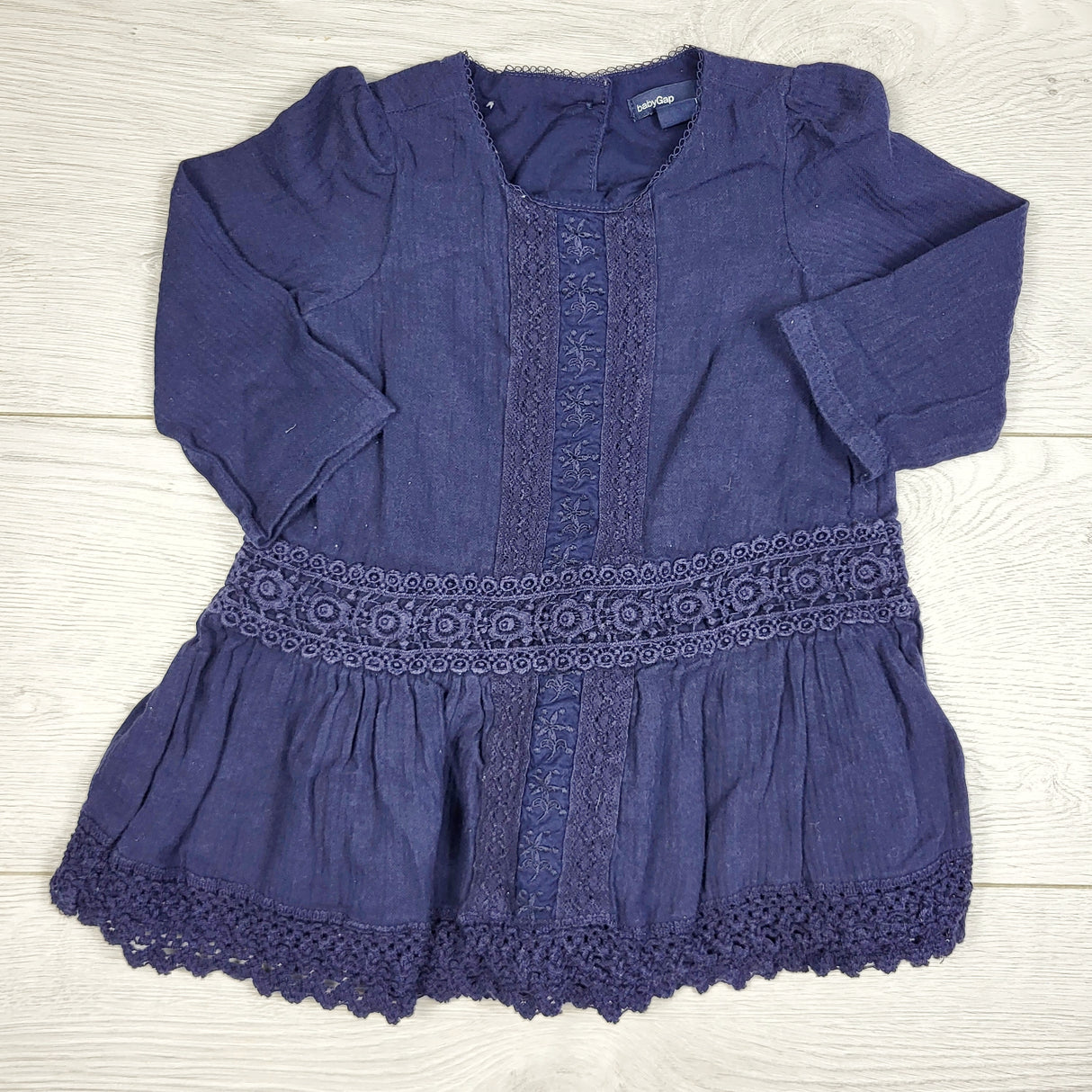 STHA1 - Gap navy long sleeved dress with embroidered details. Size 6-12 months