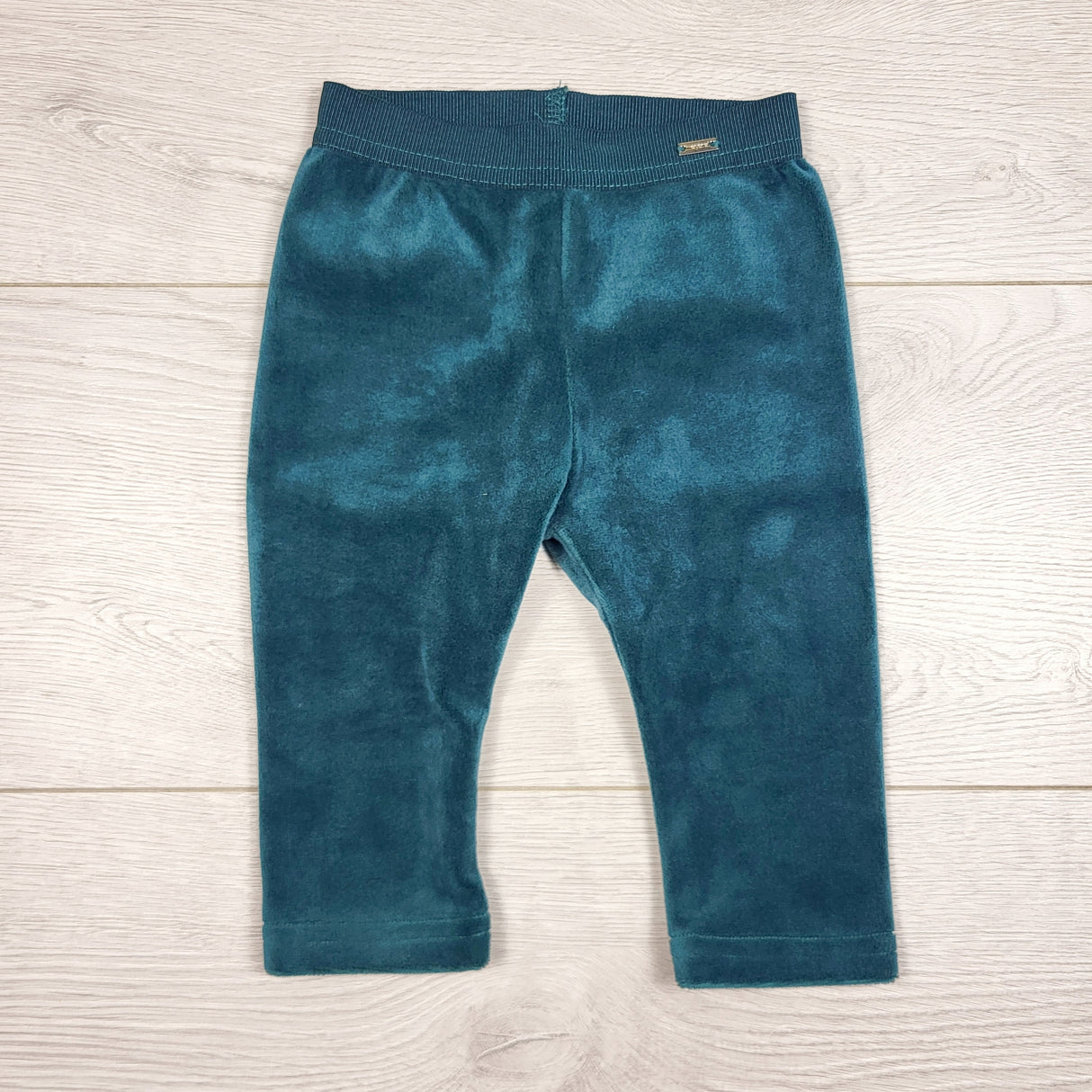 STHA1 - Mayoral green velvet leggings. Size 6 months