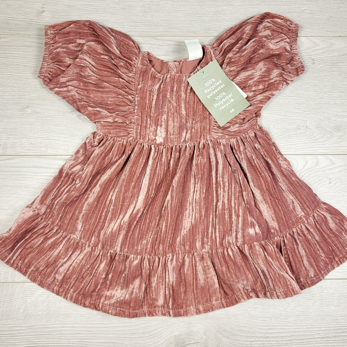 STHA1 - NEW - H and M pink velvet dress. Size 4-6 months
