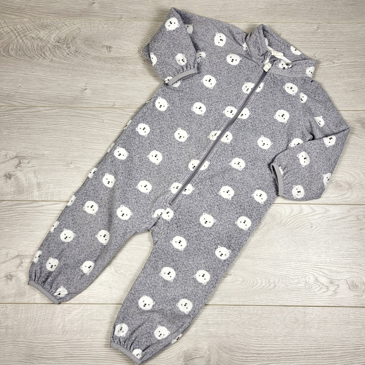 STHA1 - H and M fleece romper with bears. Size 9-12 months