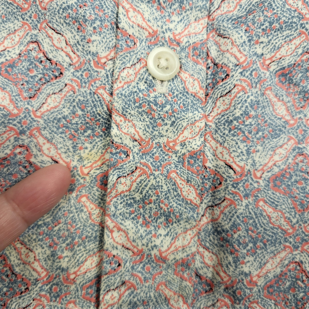 TGSS1 - Nordstrom button down shirt. Size 6