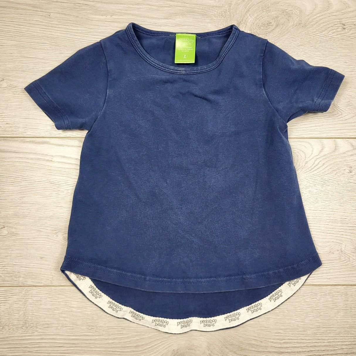SAHU1 - Peekaboo Beans blue t-shirt. Size 2T 🍁