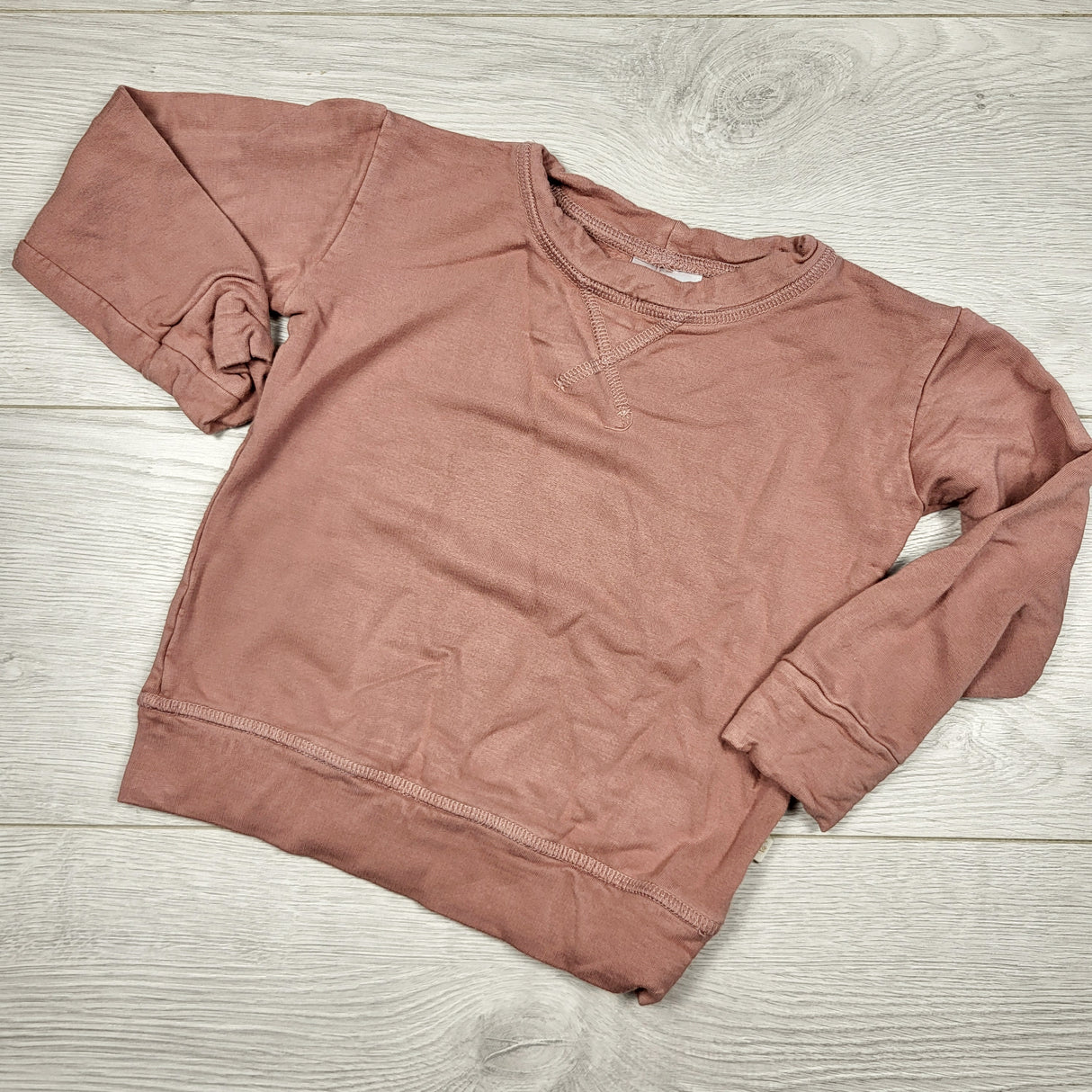 SAHU1 - Jax and Lennon pink bamboo terrycloth crewneck top. Size 12-18 months 🍁