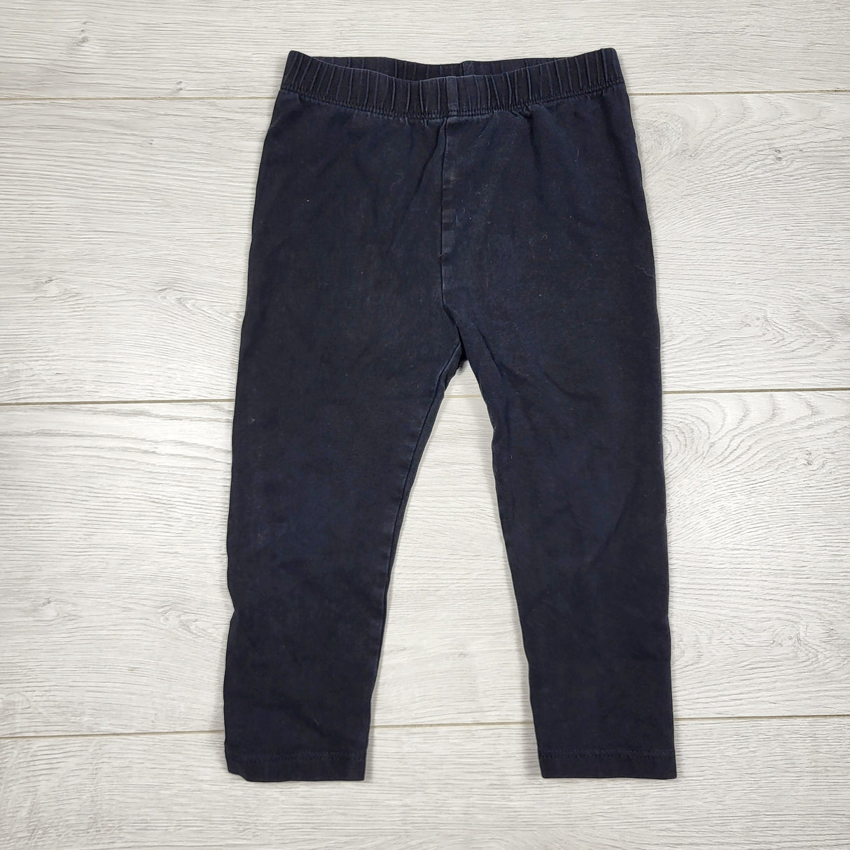 SAHU1 - Gap black cotton leggings. Size 18-24 months