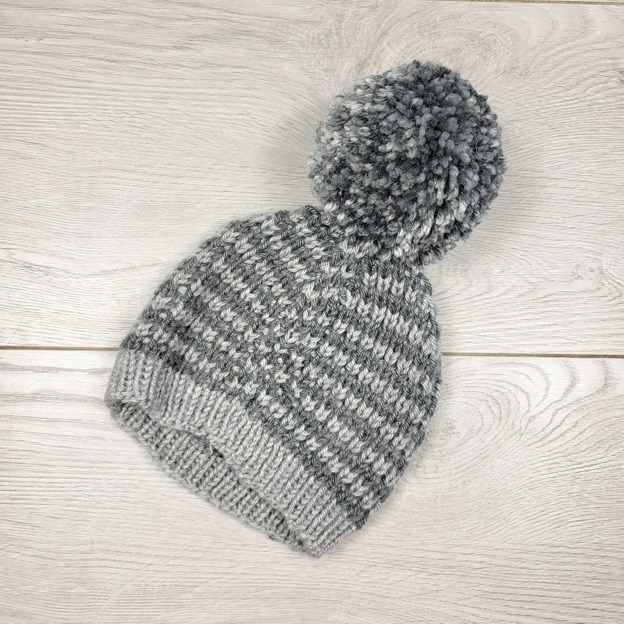 SAHU1 - Handmade grey pom pom toque. Infant size