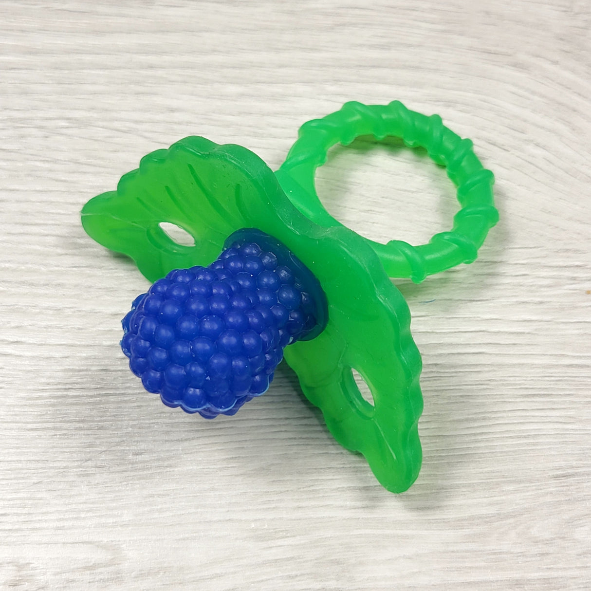 LKAN22 - RaZbaby - RaZberry Silicone Textured Teether
