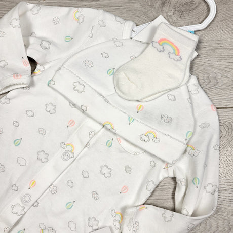 KAMG1 - NEW - Carters white 3pc convertible sleep set with rainbows. Size 6 months