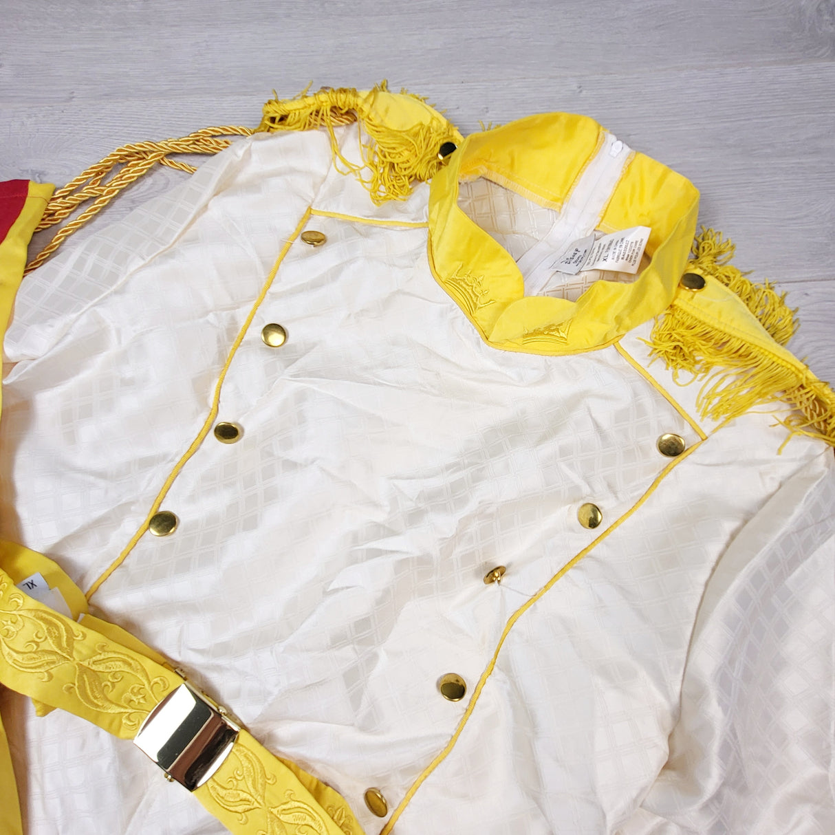 LKAN3 - Cinderella Prince Charming costume. ADULT XL. Retails for $110 new