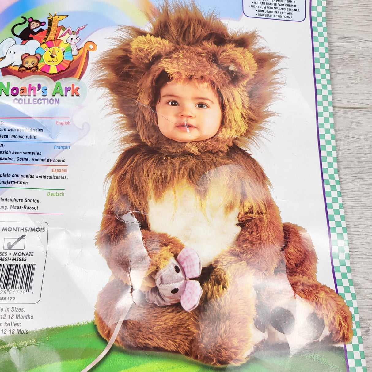 LKAN3 - Noah's Ark lion costume with squeaky mouse rattle. Size 12-18 months