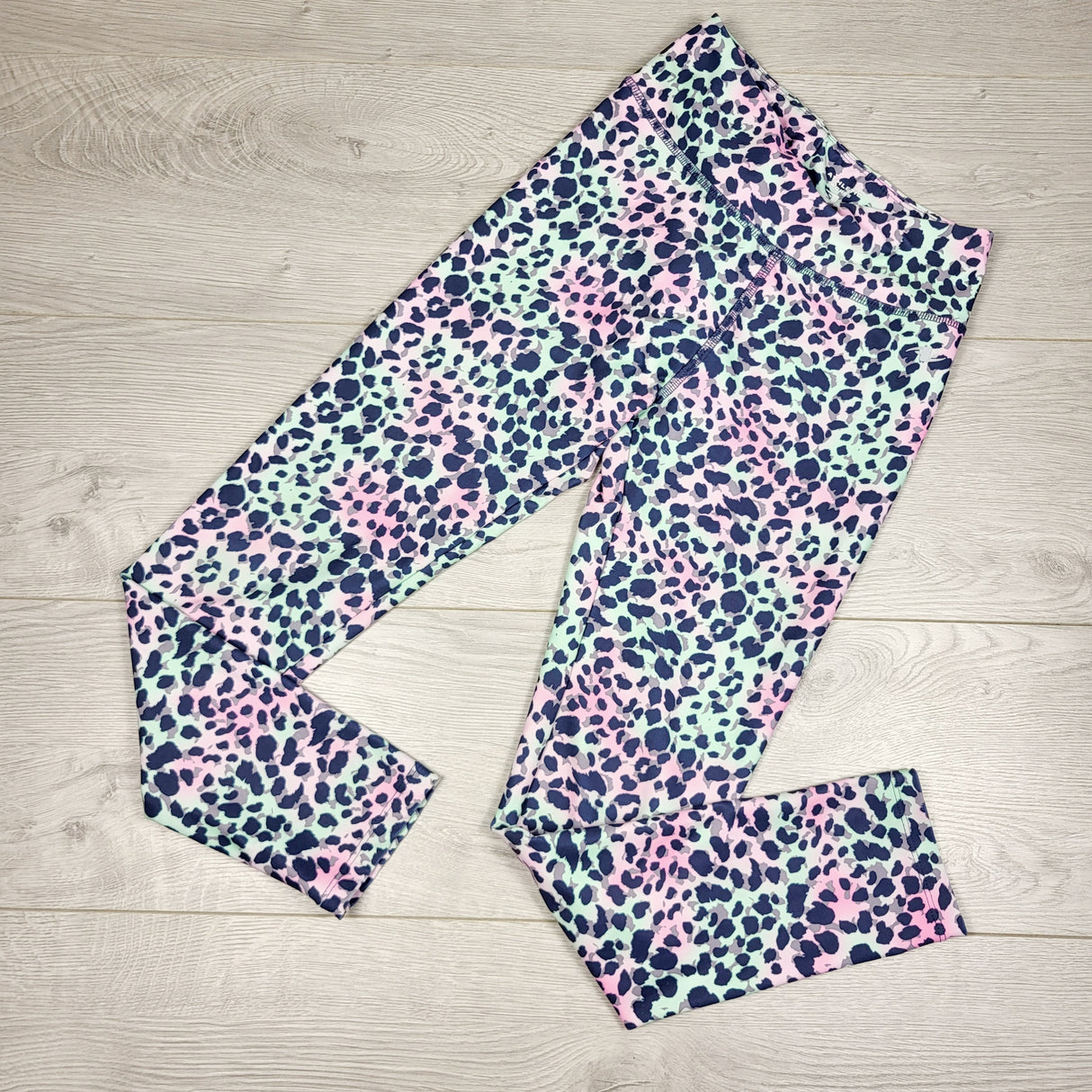 MBW1 - Athletic Works leopard print active leggings. Size 10/12
