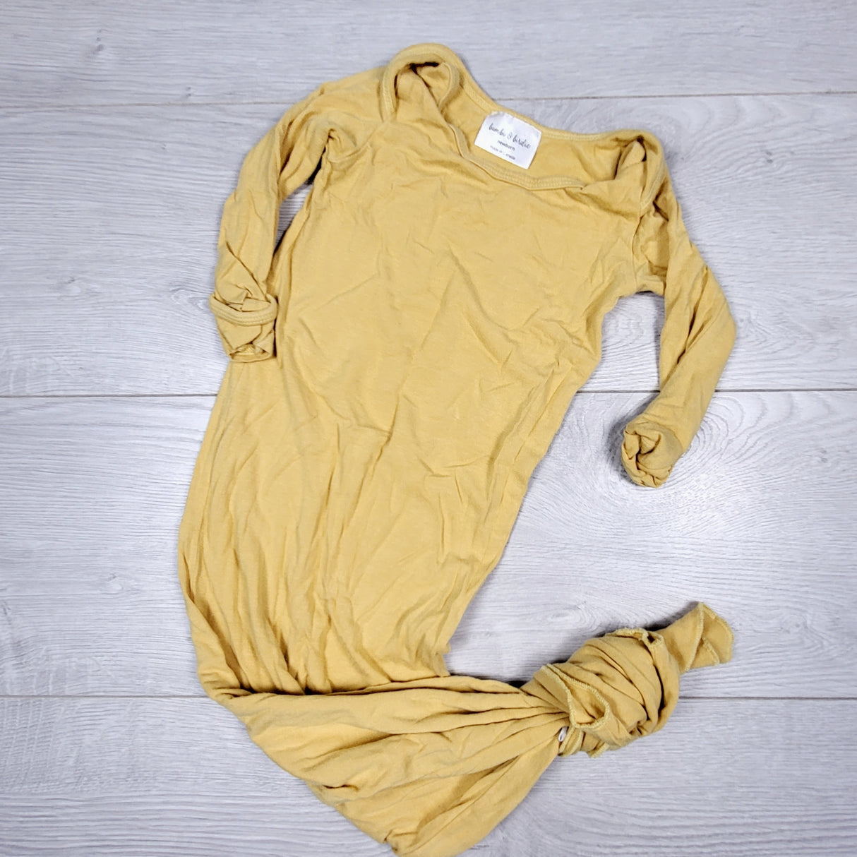 DMKY2 - Bambi and Birdies yellow knotted bamboo sleep gown. Newborn size  🍁