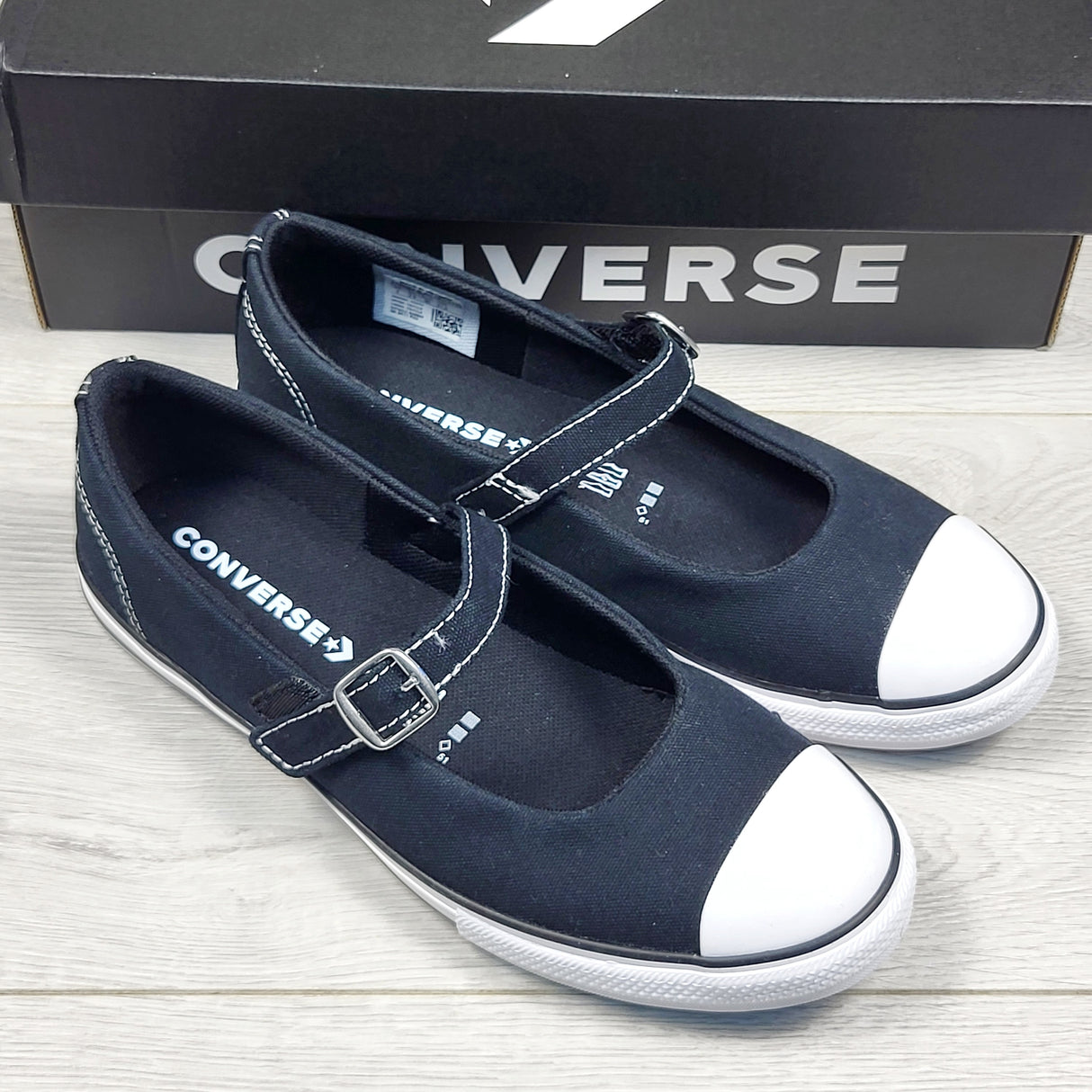 MBW3 - NEW in box - Converse black Dainty Mary Jane shoes. Youth size 3