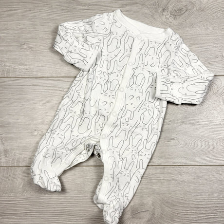KAMG2 - Carters white cotton sleeper with bunnies. Newborn size