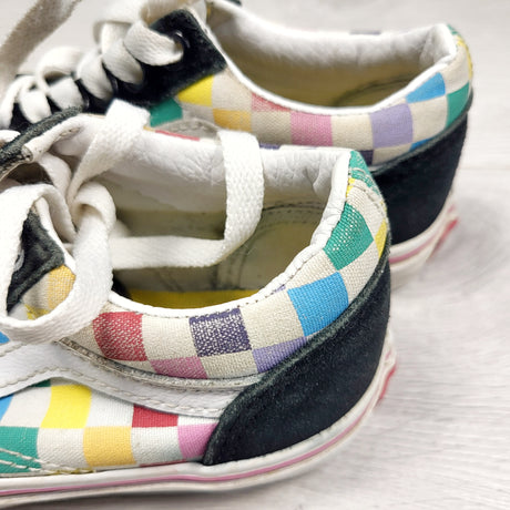 ACRM1 - Vans checkered shoes. Size 13