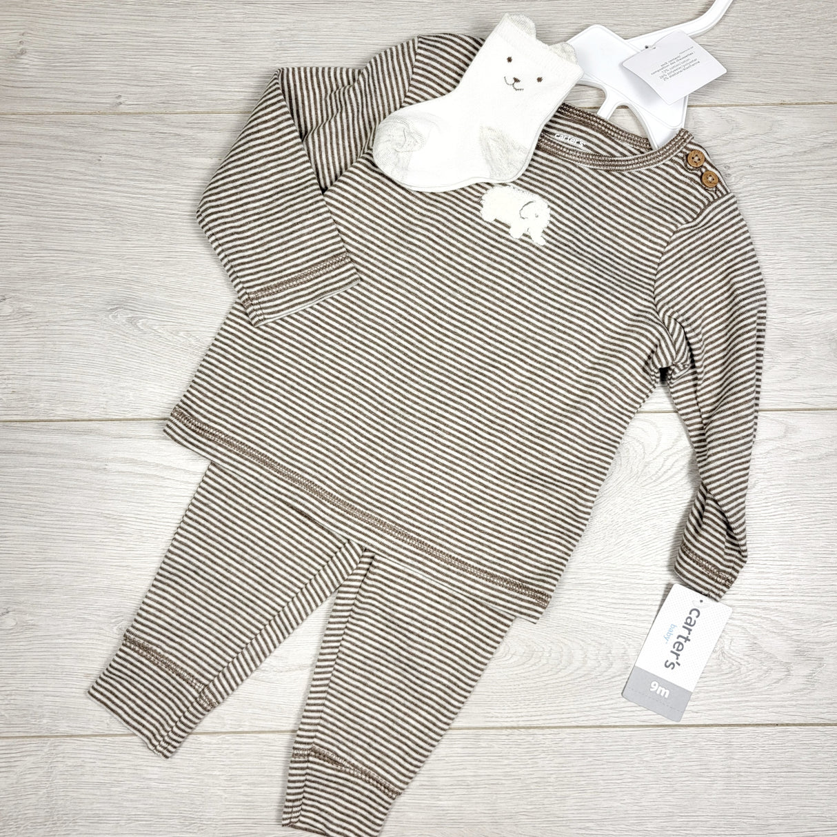 KAMG3 - NEW - Carters striped 3pc set with elephant. Size 9 months