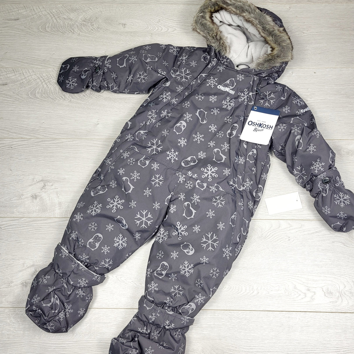 KAMG3 - NEW - Oshkosh grey fleece lined snow suit. Size 6-9 months