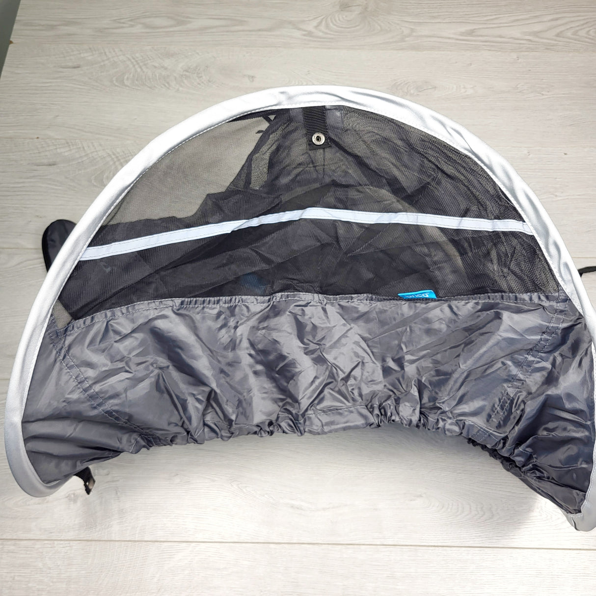 KAMG3 - Munchkin Brica Infant Comfort Canopy