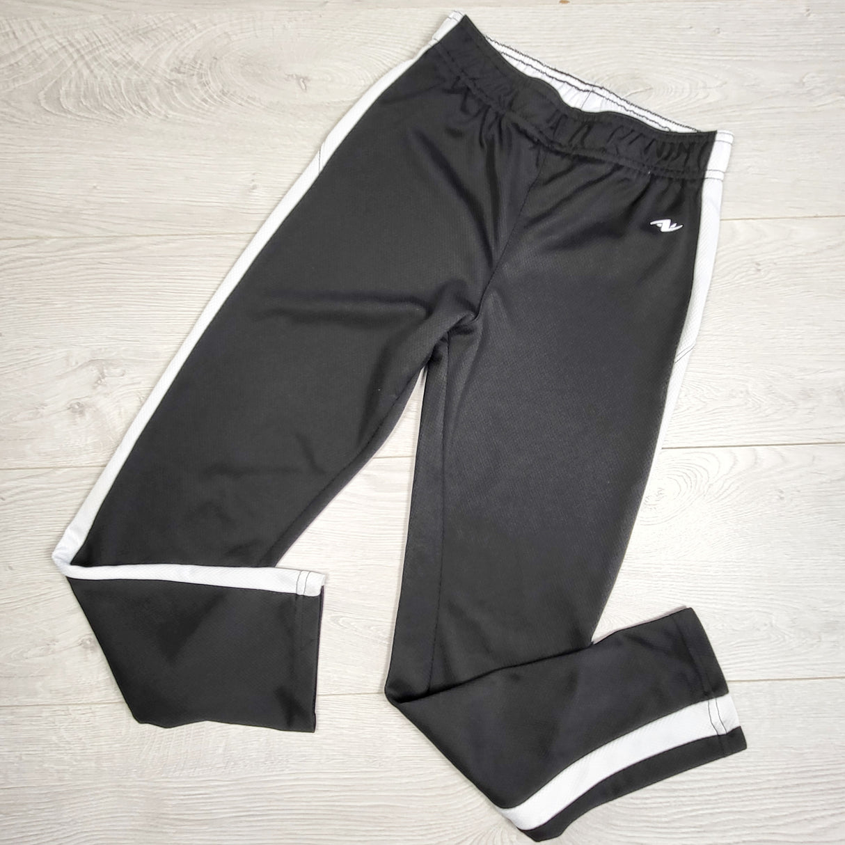 KHW1 - Athletic Works black and white active pants. Size 7/8