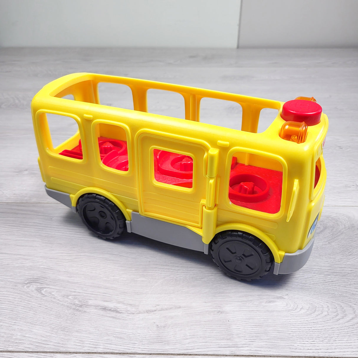 KDEL1 - Fisher-Price Little People Sit with Me School Bus