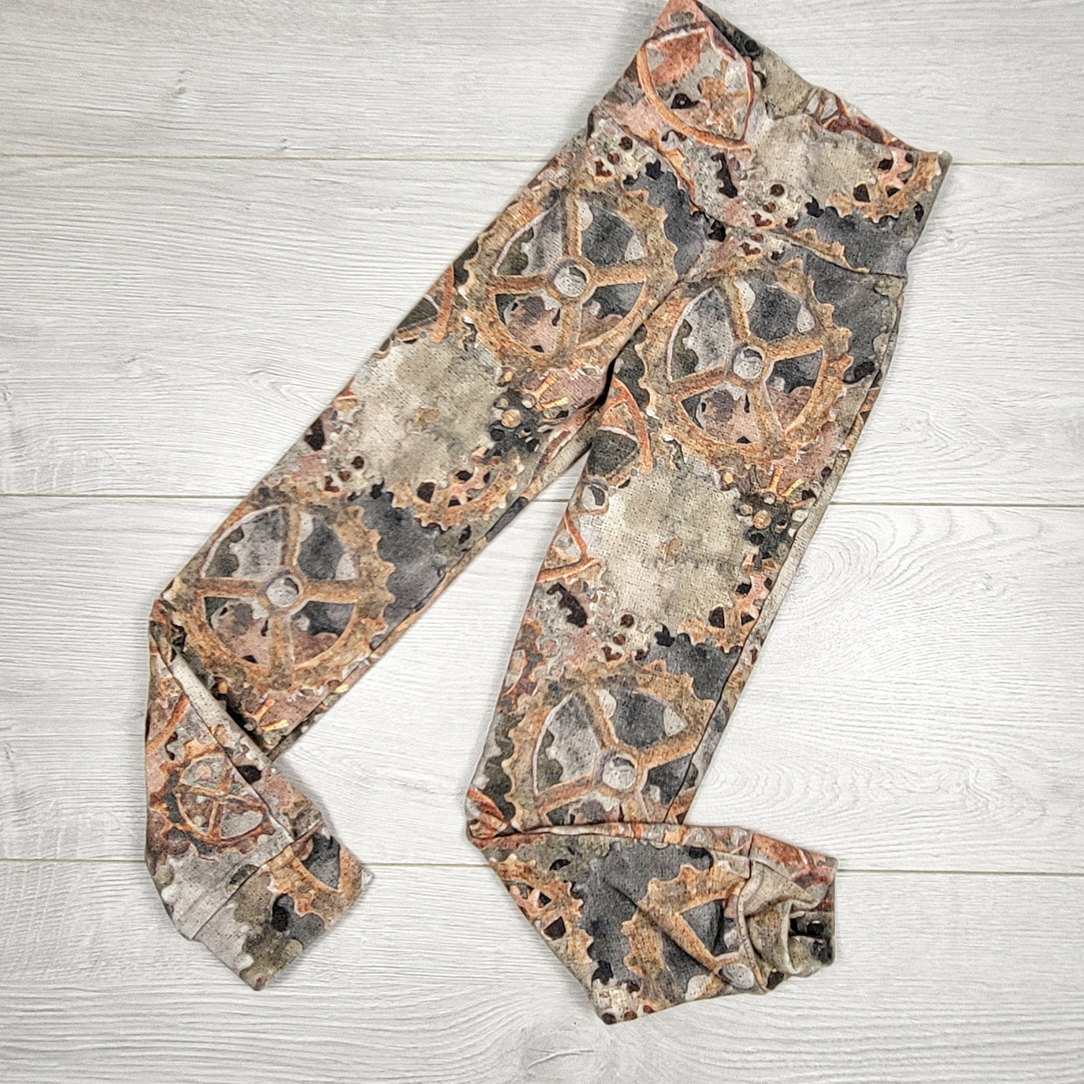 KIJA1 - Handmade pants with cogs. Size 3T
