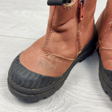 KDEL2 - H and M rust coloured Chelsea style boots. Size 4.5