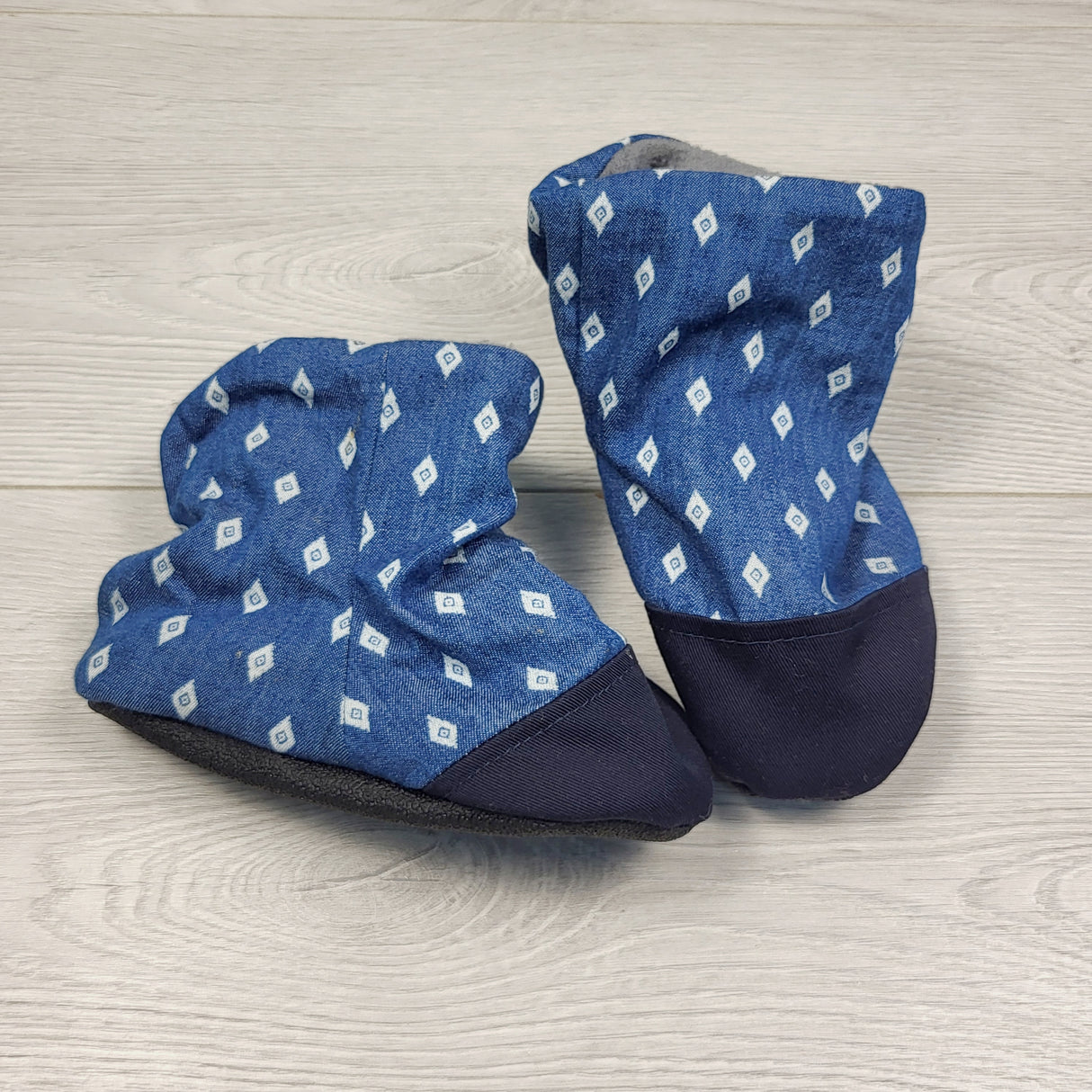 KDEL2 - Cute Boots handmade blue patterned fleece lined booties. Size like a 5/6