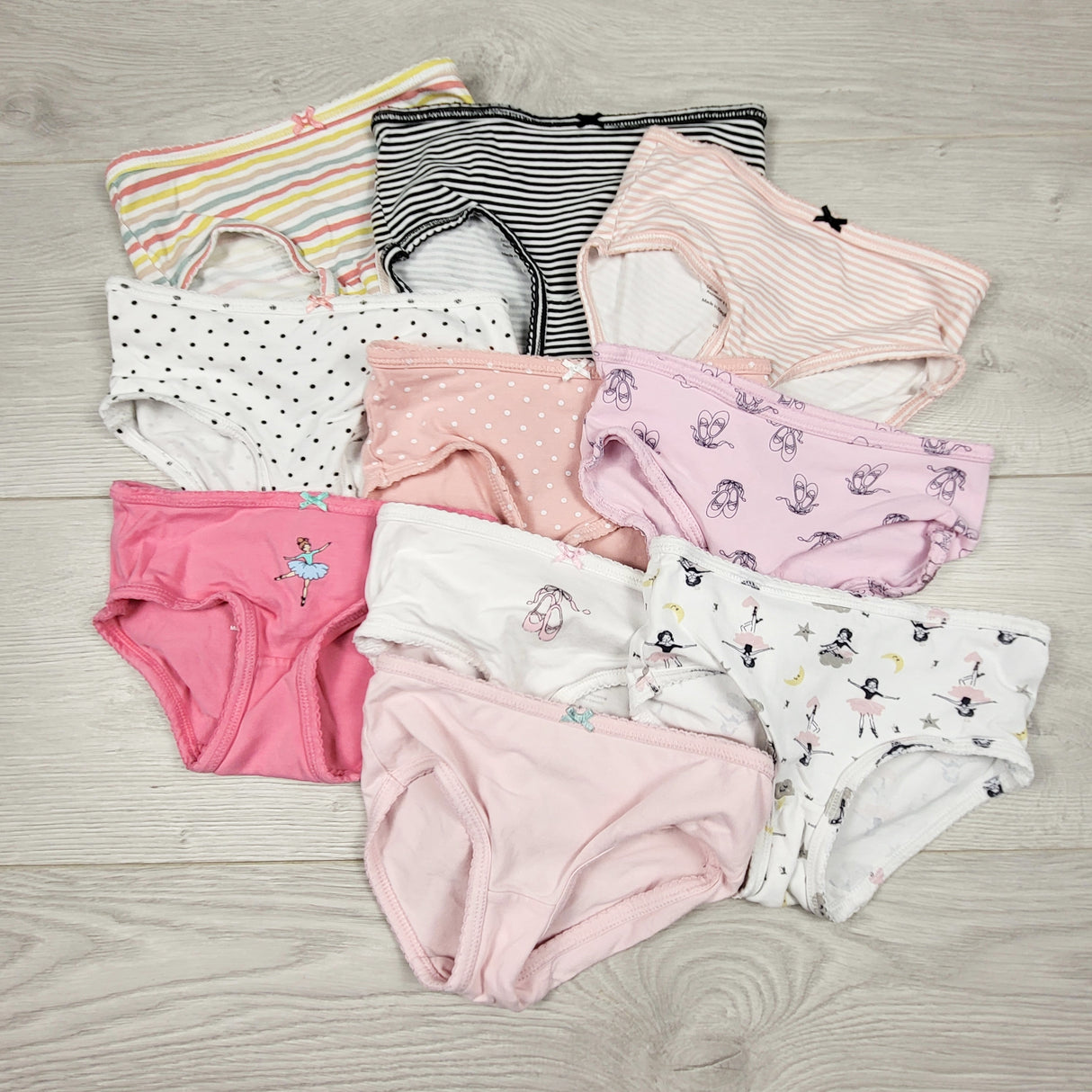 KIJA4 - Carters 10pc underwear set. Size 2/3T