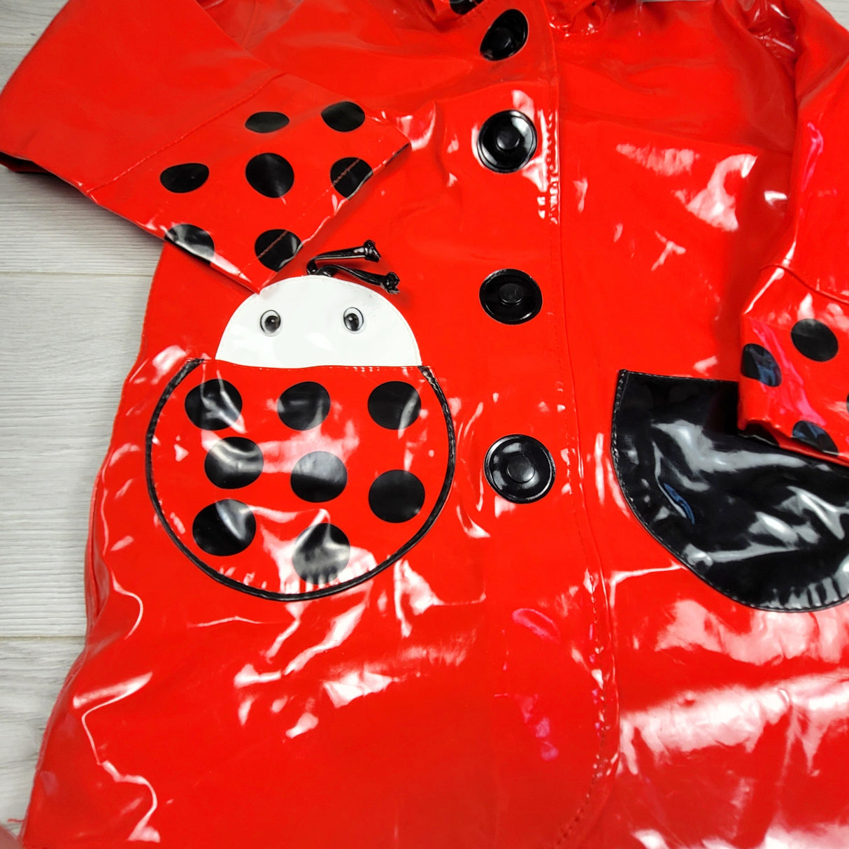 LUGE2 - Kidorable ladybug rain coat. Size 4/5T