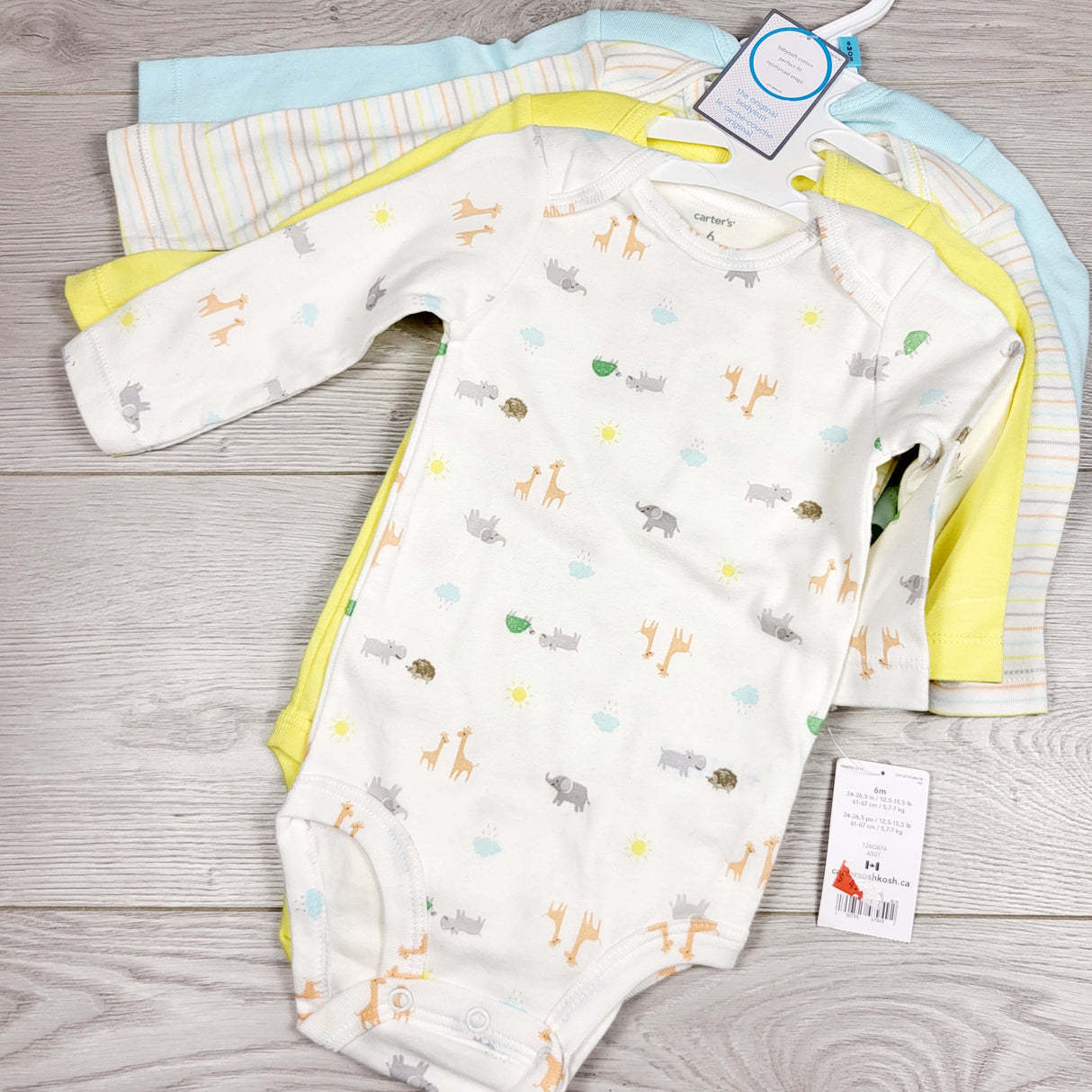KAMG5 - NEW - Carters safari themed 4pc bodysuit set. Size 6 months