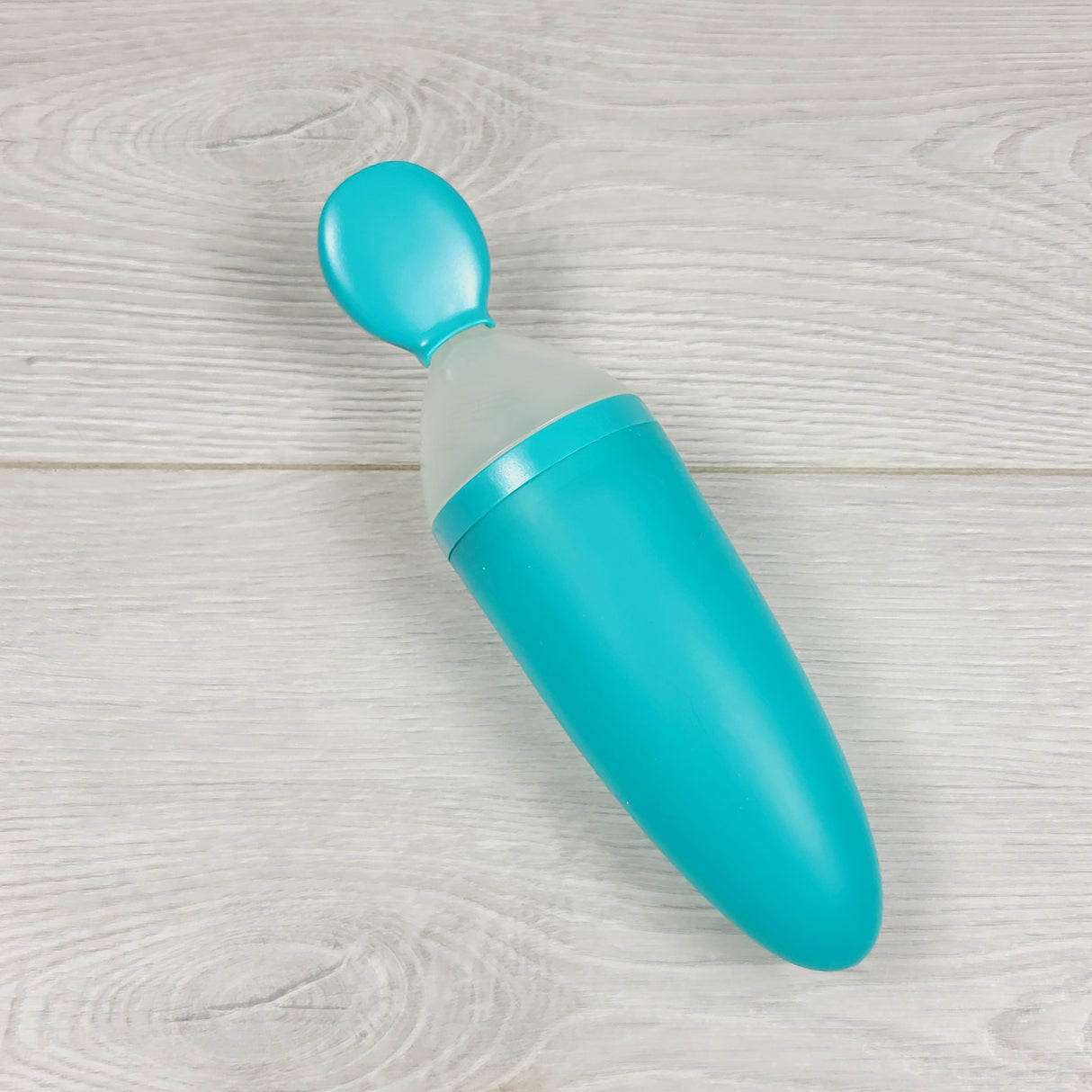 KAMG5 - Boon baby food dispensing spoon